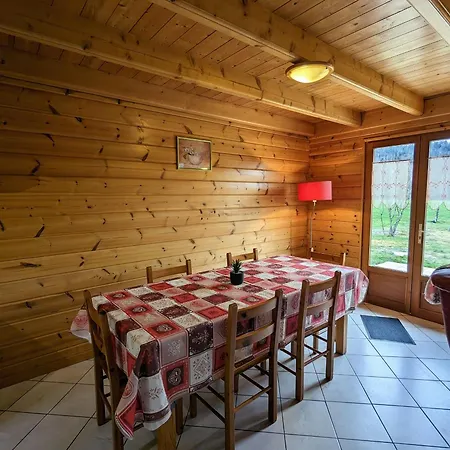 Chaleureux Avec Terrasse, Proche Forêt Et Sentier, à 15 Km Des Stations De De Gérardmer - Fr-1-589-247 Vagney